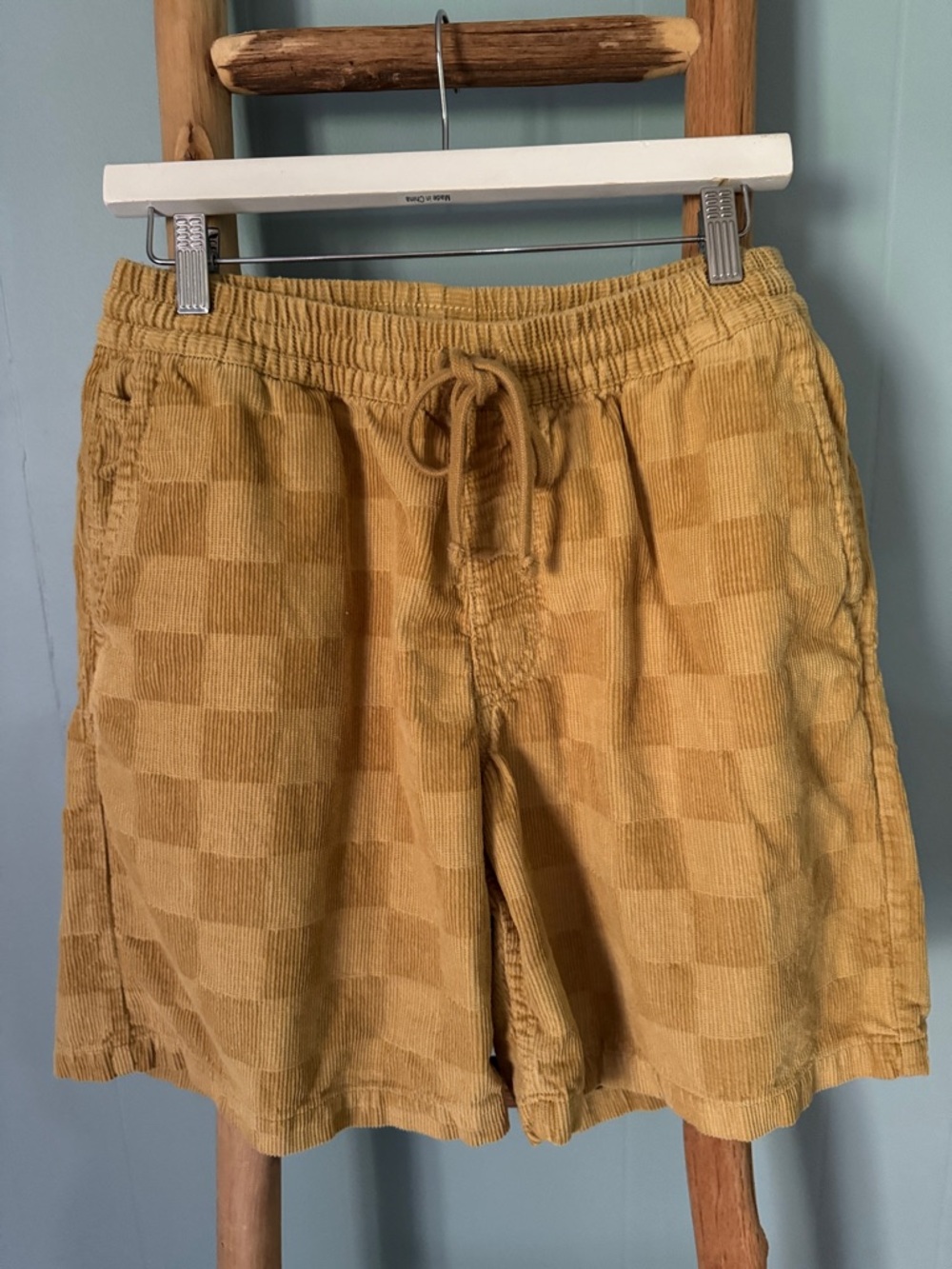 Vans Men's Checkerboard Corduroy Drawstring Loose Fit Shorts ~ Small